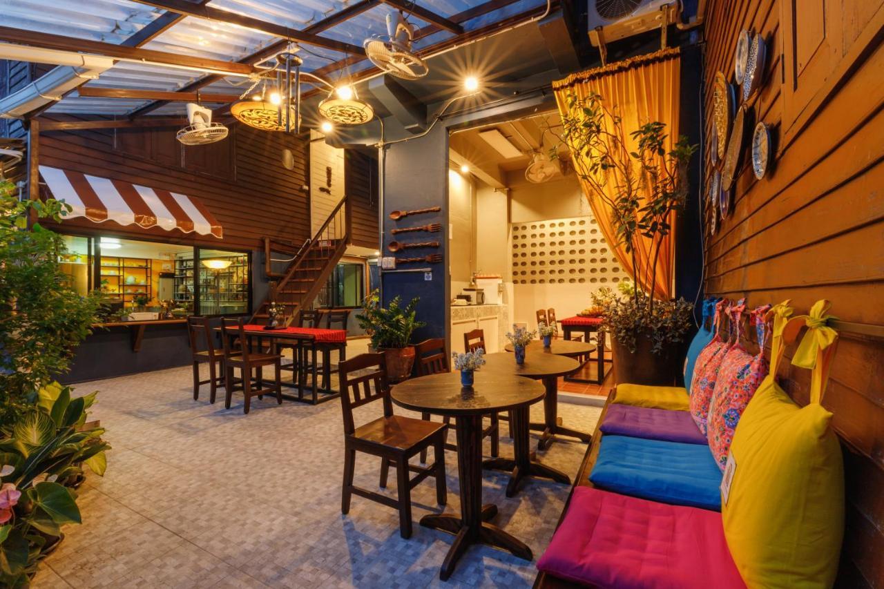 Ilili House Ostello Chiang Mai Esterno foto