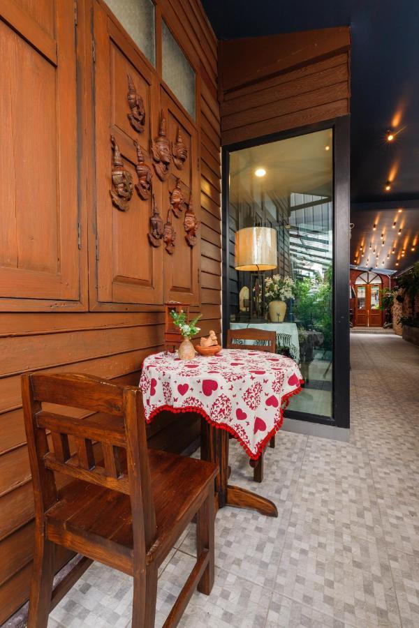 Ilili House Ostello Chiang Mai Esterno foto